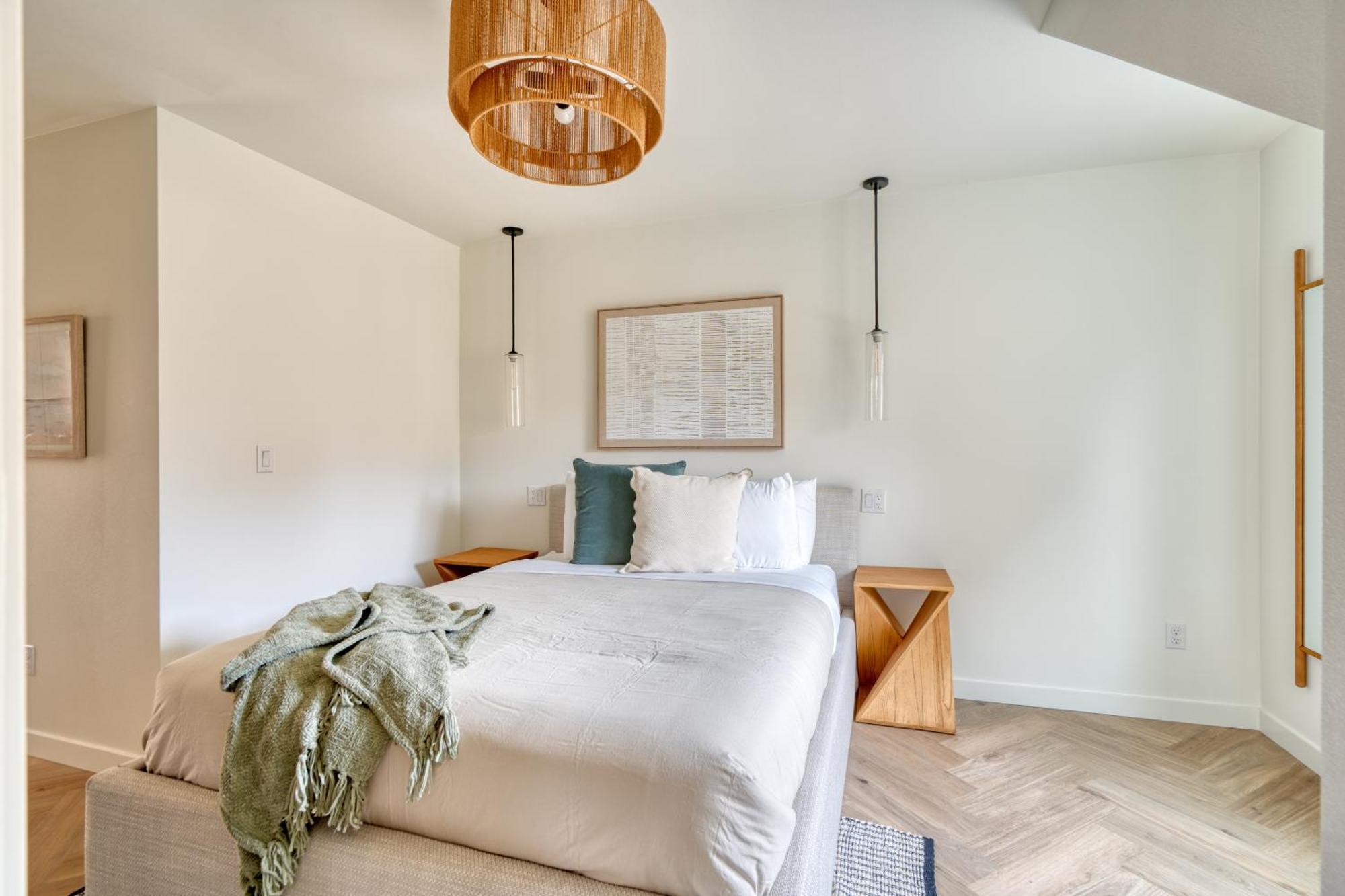 Lively Alberta Arts Townhome * Portland
