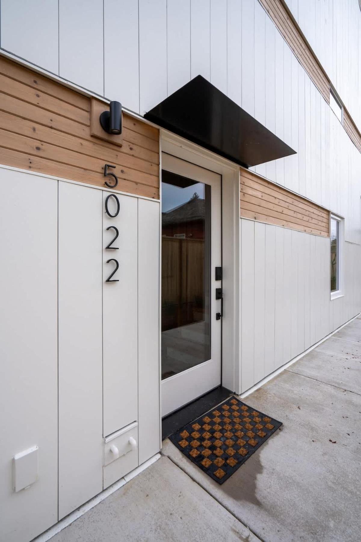 Holiday home Lively Alberta Arts Townhome *